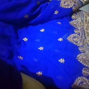 I don't wear the sari I got at the wedding I don't know how to wear